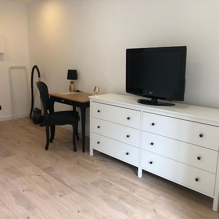Valeur Sure Sanary Parking Prive Apartment Exterior photo